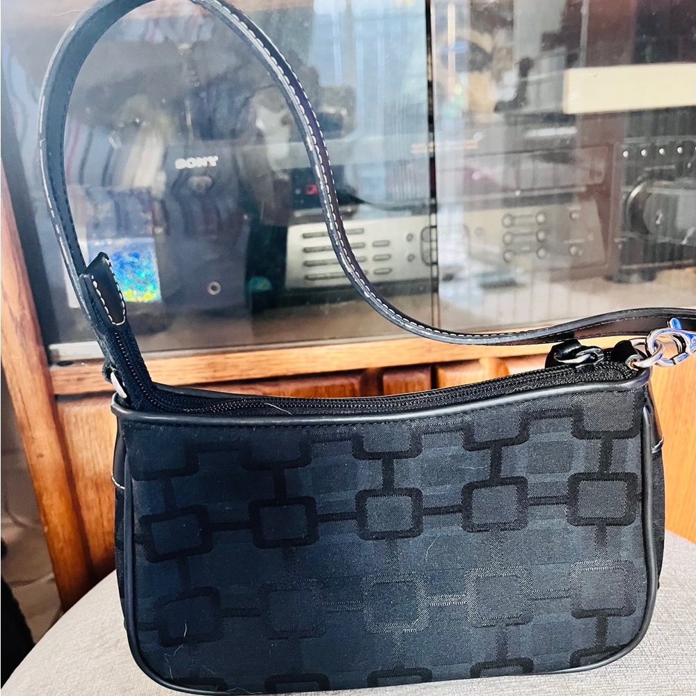 Nine West Black Geometric Shoulder Bag